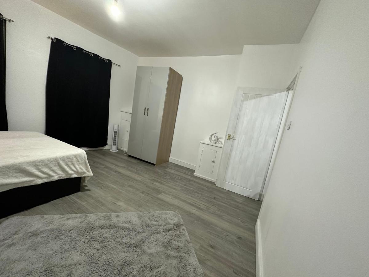 Luxury Apartment On Anfield Liverpool Exteriör bild